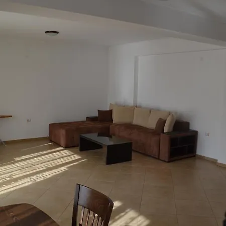 Apartment Tili In